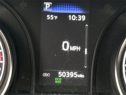 Used 2024 Toyota Camry SE image 15