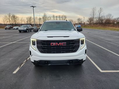 New 2026 GMC Sierra 1500 Pro w/ Graphite Edition
