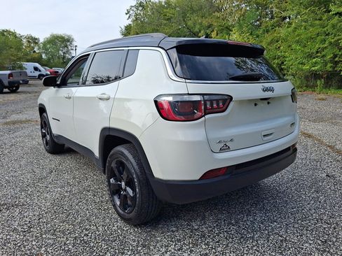 Used 2018 Jeep Compass Latitude w/ Popular Equipment Group image 3