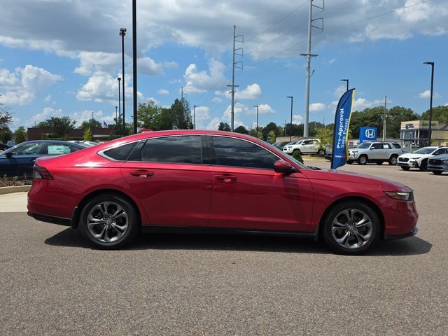 Used 2023 Honda Accord EX-L image 2