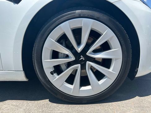 Used 2023 Tesla Model 3 Long Range AWD/4WD image 29