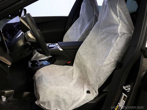 New 2026 BMW iX xDrive45 image 11