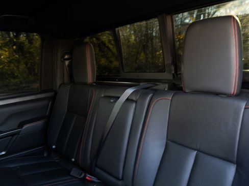 Used 2023 Nissan Titan PRO-4X w/ Pro-4x Convenience Package image 19