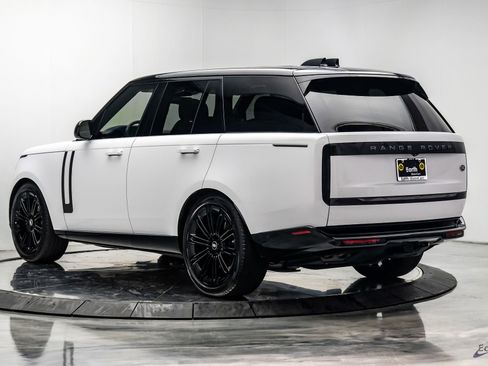 Used 2023 Land Rover Range Rover Autobiography AWD/4WD image 10