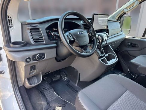 Used 2024 Ford Transit 350 XLT RWD image 8