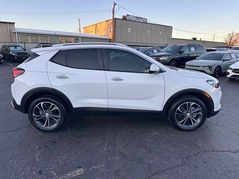 Certified 2022 Buick Encore GX Select image 12