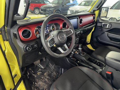 Used 2023 Jeep Wrangler Unlimited Rubicon AWD/4WD image 20