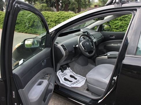 Used 2007 Toyota Prius w/ Pkg 3 FWD image 5