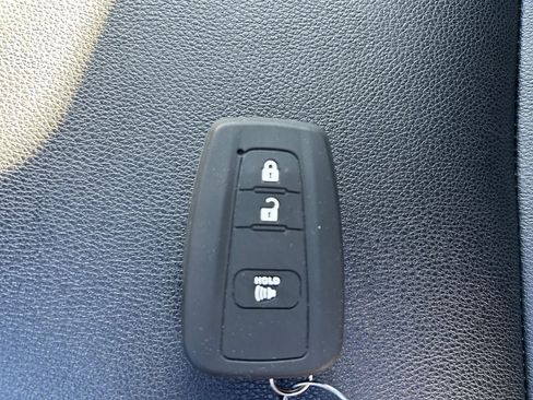 Used 2024 Toyota 4Runner TRD Pro AWD/4WD image 33