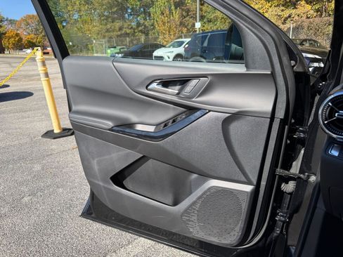 Used 2025 Chevrolet Equinox LT image 20