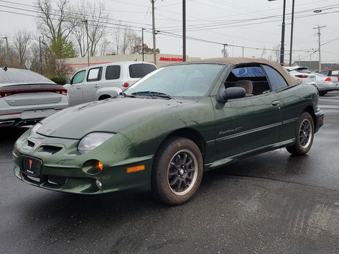Used 2000 Pontiac Sunfire GT image 2