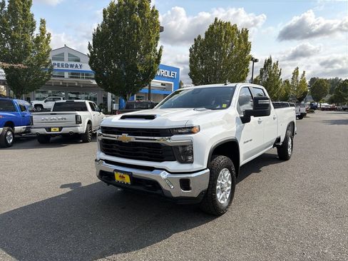 Used 2026 Chevrolet Silverado 3500 LT AWD/4WD image 1