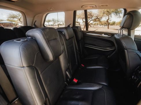 Used 2018 Mercedes-Benz GLS 550 4MATIC w/ Driver Assistance Package image 35