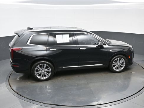 Used 2023 Cadillac XT6 Premium Luxury FWD image 42