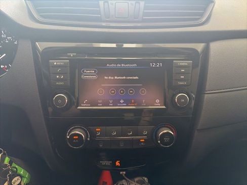 Used 2018 Nissan Rogue S FWD image 10