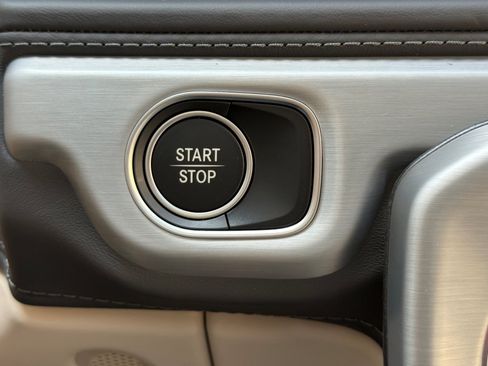 New 2026 Mercedes-Benz G 580 w/ EQ Technology image 22