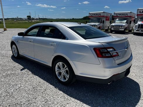 Used 2017 Ford Taurus SEL w/ Equipment Group 201A AWD/4WD image 5
