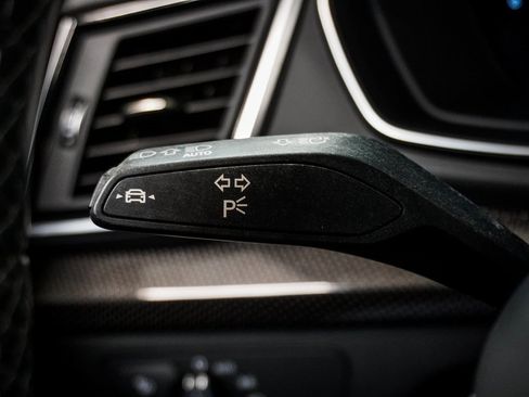 Used 2022 Audi SQ5 Premium Plus w/ Premium Plus Package image 22