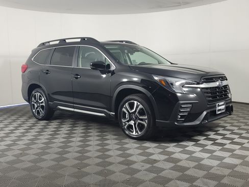 New 2026 Subaru Ascent Limited AWD/4WD image 2