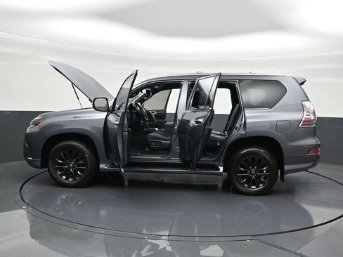 Used 2023 Lexus GX 460 Premium image 33