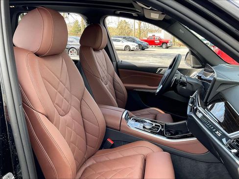 Used 2025 BMW X5 xDrive40i image 8