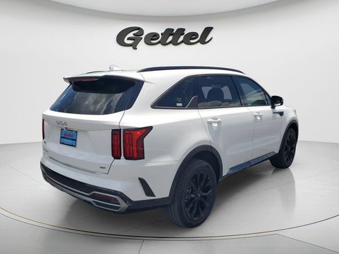 Used 2023 Kia Sorento SX AWD/4WD image 5