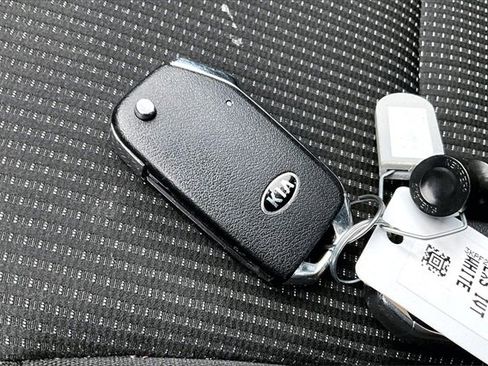 Used 2021 Kia Forte LXS image 34