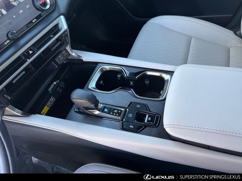 Certified 2024 Lexus RX 350 Premium image 27