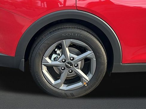 New 2025 Kia K4 LXS image 4