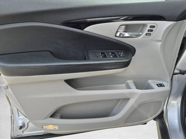 Used 2017 Honda Pilot Elite image 29
