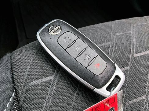 Used 2024 Nissan Kicks SV w/ Exterior Package FWD image 15