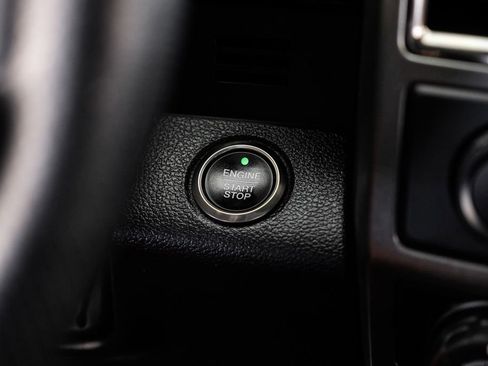 Used 2017 Ford F150 Raptor w/ Equipment Group 802A Luxury image 18