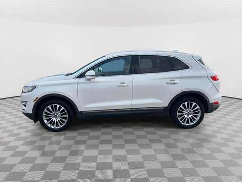 Used 2017 Lincoln MKC Reserve image 5