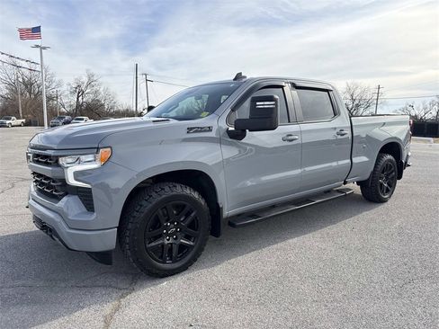 Used 2024 Chevrolet Silverado 1500 RST w/ Z71 Off-Road Package image 2