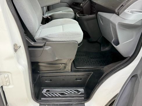 Used 2015 Ford Transit 350 XLT image 36