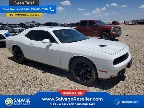 Used 2018 Dodge Challenger SXT Plus RWD image 5