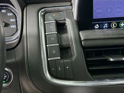 Used 2021 GMC Yukon AT4 image 19