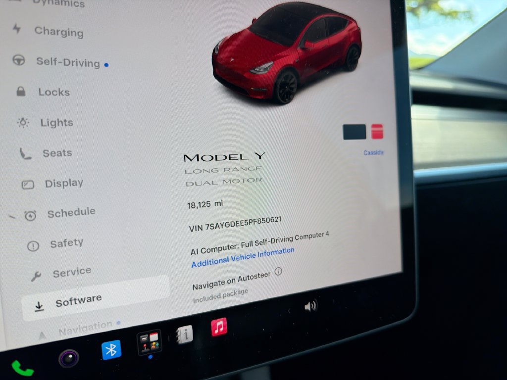 Used 2023 Tesla Model Y AWD image 10