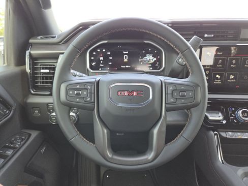 New 2026 GMC Sierra 2500 AT4 w/ AT4 Premium Plus Package AWD/4WD image 32