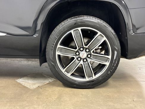 Used 2019 GMC Acadia Denali w/ Technology Package image 14