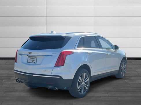 Used 2017 Cadillac XT5 Luxury FWD image 5