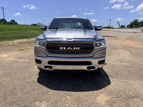 Used 2019 RAM 1500 Limited w/ Advanced Safety Group RWD image 8