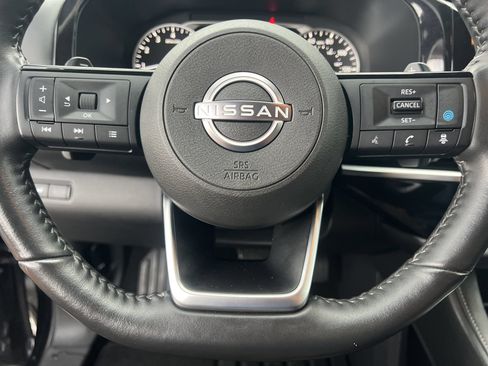 Used 2024 Nissan Pathfinder SL w/ Cargo Package AWD/4WD image 9