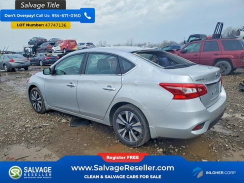 Used 2019 Nissan Sentra SV w/ Special Edition Package FWD image 3