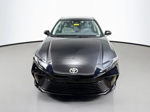 Used 2026 Toyota Camry LE FWD image 2
