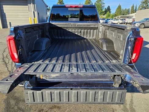 Used 2020 GMC Sierra 2500 AT4 w/ AT4 Premium Package image 11