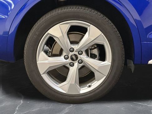 Used 2024 Audi Q5 2.0T Premium w/ Convenience Package image 34