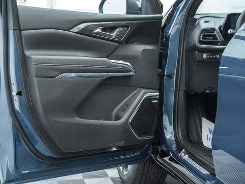 New 2026 Chevrolet Traverse High Country image 44