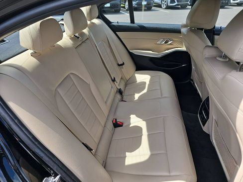 Used 2020 BMW 330i xDrive Sedan w/ Premium Package AWD/4WD image 28