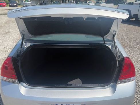 Used 2012 Chevrolet Impala LS FWD image 12